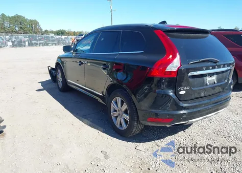 2016 Volvo Xc60 T6 Platinum z USA, uszkodzony, nr VIN YV4902RM3G2792925